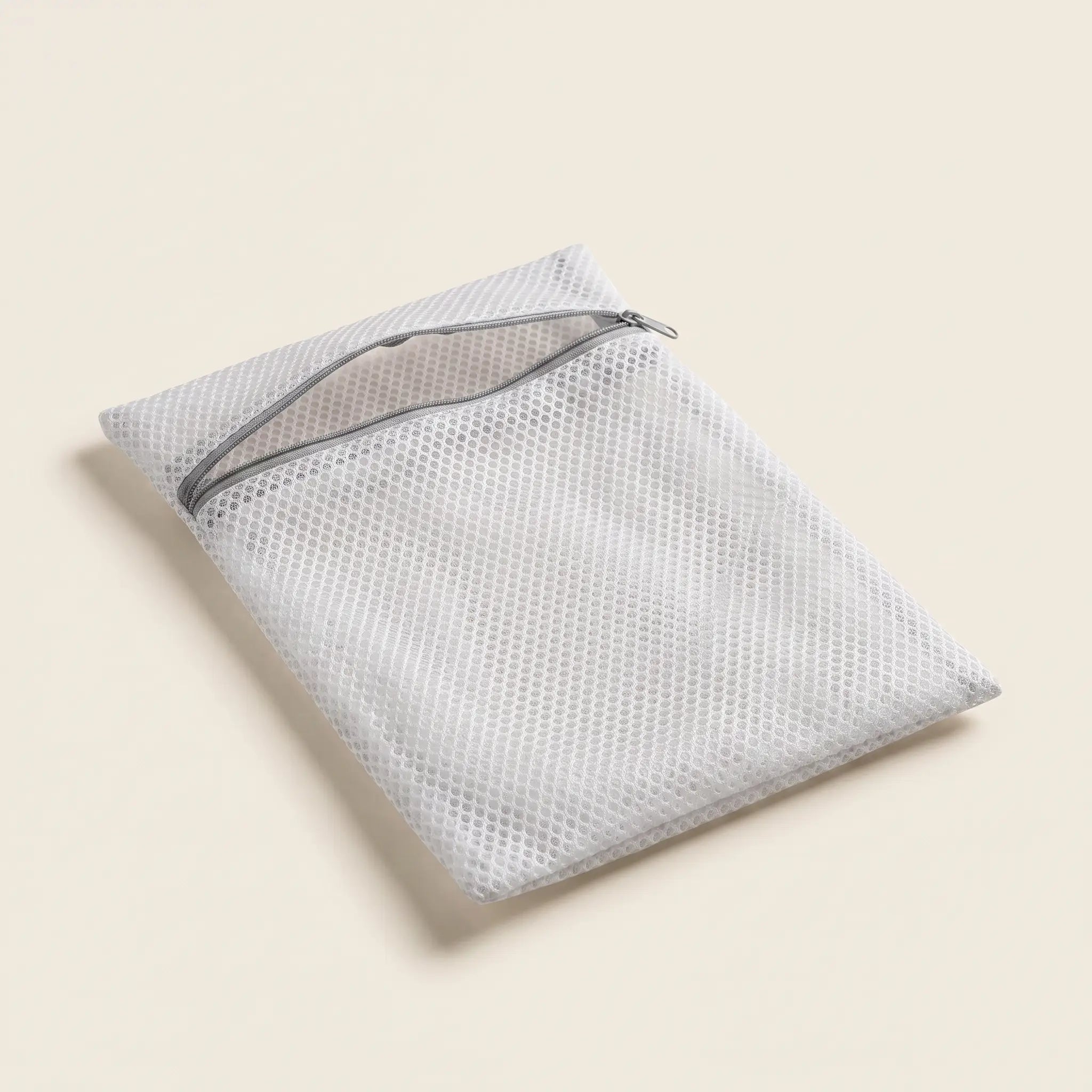 Filet de lavage Flexnea offert, maille nid d'abeille avec fermeture à glissière